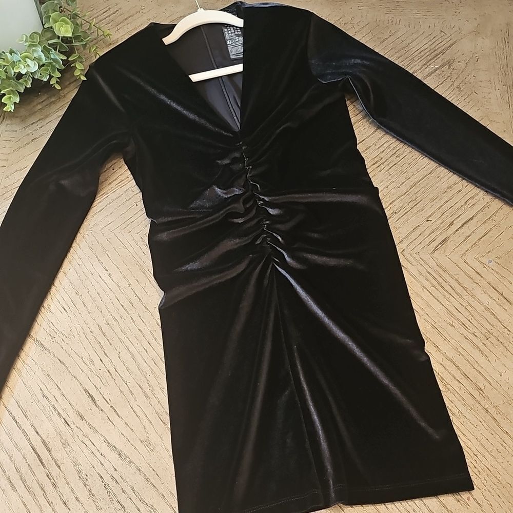 ALL SAINTS black long sleeve velvet mini dress Size 4